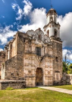 Lais Puzzle - Kirche von Guadalcazar, Mexiko - 500 & 1.000 Teile