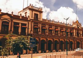 Lais Puzzle - Regierungspalast Xalapa Tourismus, Mexiko - 500 & 1.000 Teile