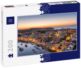 Lais Puzzle - Procida, Sonnenuntergang über dem Hafen von La Corricella. Neapel, Kampanien, Italien - 200 Teile