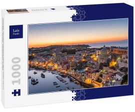Lais Puzzle - Procida, Sonnenuntergang über dem Hafen von La Corricella. Neapel, Kampanien, Italien - 1.000 Teile