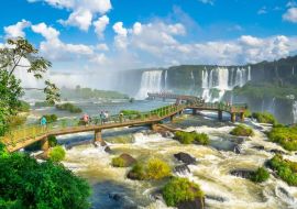 Lais Puzzle - Schöner Blick auf die Iguazu-Wasserfälle, eines der sieben Naturwunder der Welt - Foz do Iguaçu, Brasilien - 500 & 1.000 Teile