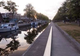 Lais Puzzle - Abendstimmung an einem Kanal in Stadskanaal, Niederlande - 500 & 1.000 Teile