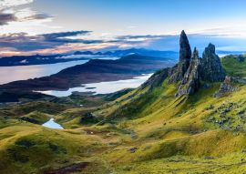 Lais Puzzle - Sonnenaufgang am beliebtesten Ort auf der Isle of Skye - The Old Man of Storr, Schottland - 500 & 1.000 Teile