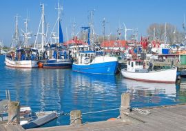 Lais Puzzle - Hafen von Burgstaaken auf der Urlaubsinsel Fehmarn - 500 & 1.000 Teile
