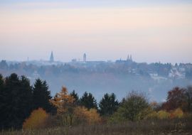 Lais Puzzle - Blick auf die Skyline der Stadt Solingen im Herbst - 500 & 1.000 Teile