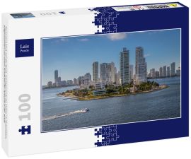 Lais Puzzle - Panoramablick auf die Stadt "Cartagena de las Indias" in Kolumbien, aufgenommen von einem Schiff bei der Ankunft in der Stadt - 100 Teile