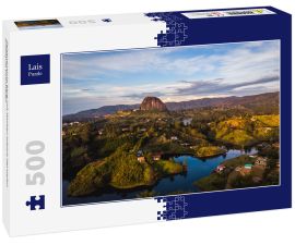 Lais Puzzle - Felsenansicht Berg mit Wolken piedra del peñol antioquia kolumbien - 500 Teile