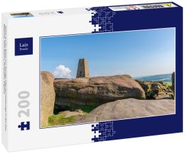 Lais Puzzle - Steine auf der Spitze von Stanage Edge bei Hathersage in den East Midlands, Peak District, Derbyshire, England - 200 Teile