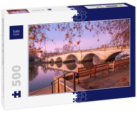Lais Puzzle - Herbstszene mit der historischen Brückenarchitektur in Richmond Upon Thames, London - 500 Teile