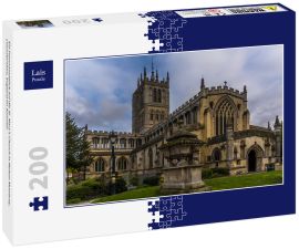 Lais Puzzle - Ein Panoramablick auf die St. Mary's Church in Melton Mowbray, Leicestershire, England im Sommer - 200 Teile