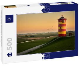 Lais Puzzle - Blick auf den Leuchtturm bei Sonnenuntergang an der ostfriesischen Küste in Pilsum, Deutschland. - 500 Teile