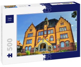 Lais Puzzle - Front side of a german public school, Lohr am Main - 500 Teile