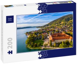 Lais Puzzle - Tegernsee, Deutschland. Der Tegernsee in Rottach-Egern (Bayern), Deutschland, nahe der österreichischen Grenze. Luftaufnahme des Tegernsees in den bayerischen Alpen. Bad Wiessee. Tegernsee in Bayern. - 200 Teile