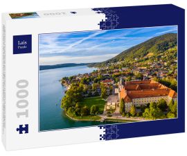 Lais Puzzle - Tegernsee, Deutschland. Der Tegernsee in Rottach-Egern (Bayern), Deutschland, nahe der österreichischen Grenze. Luftaufnahme des Tegernsees in den bayerischen Alpen. Bad Wiessee. Tegernsee in Bayern. - 1.000 Teile