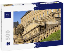 Lais Puzzle - Innenhof vom Kloster Banz und blauer Himmel im Hintergrund, Lichtenfels. - 500 Teile