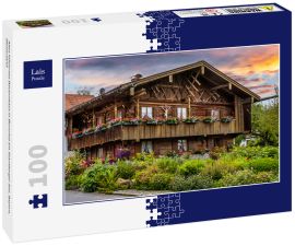 Lais Puzzle - Altes hölzernes Bauernhaus in Bernried am Starnberger See, Bayern, Deutscland - 100 Teile