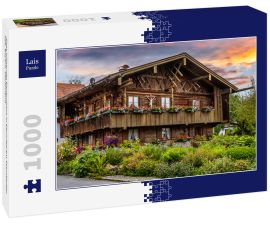 Lais Puzzle - Altes hölzernes Bauernhaus in Bernried am Starnberger See, Bayern, Deutscland - 1.000 Teile