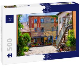 Lais Puzzle - Farbenfrohes Leben, Innenhof Neuruppin - 500 Teile