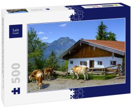 Lais Puzzle - Deutschland, Bayern, Bad Feilnbach, Rinder auf der Weide vor einem Bauernhaus im Sommer - 500 Teile