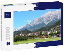 Lais Puzzle - Das Dorf Wattens in der Nähe der Stadt Insbruck, Österreich - 1.000 Teile