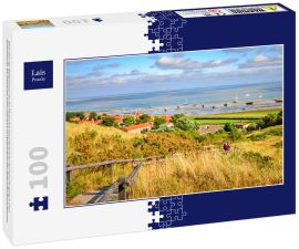 Lais Puzzle - Blick über das Wattenmeer von der friesischen Insel Vlieland bei Sonnenuntergang in einer Sommernacht. Die Friesischen Inseln sind auch als Watteninseln oder Wattenmeerinseln bekannt - 100 Teile