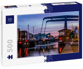 Lais Puzzle - Die beliebte Stadtbrücke Alphensebrug in Alphen aan den Rijn, Niederlande, wunderschöne Wasserlandschaft bei Sonnenuntergang - 500 Teile