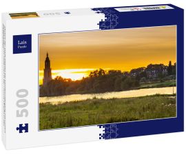 Lais Puzzle - Skyline der Stadt Rhenen bei Sonnenuntergang mit Cunera Kirche und Fluss Nederrrijn in der Provinz Utrecht in den Niederlanden - 500 Teile