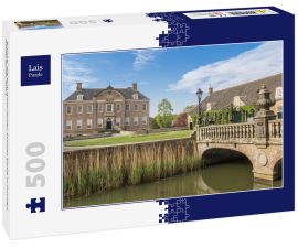 Lais Puzzle - Brücke, die zum historischen Schloss Eerde in Ommen, Niederlande, führt - 500 Teile