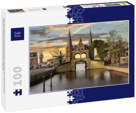Lais Puzzle - Der Waterpoort in Sneek (Friesland, Niederlande) während eines schönen Sonnenuntergangs/Sonnenaufgangs - 100 Teile