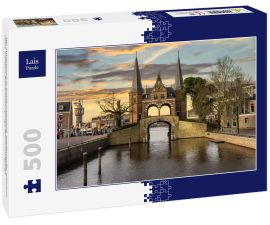 Lais Puzzle - Der Waterpoort in Sneek (Friesland, Niederlande) während eines schönen Sonnenuntergangs/Sonnenaufgangs - 500 Teile