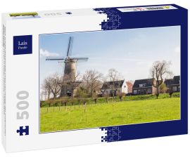 Lais Puzzle - Blick auf die Windmühle 'Prins van Oranje' des malerischen alten Dorfes Buren in Neder-Betuwe, Gelderland, Niederlande. - 500 Teile