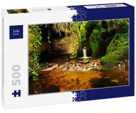 Lais Puzzle - Eine schöne Schlucht mit Wasserfall und üppiger Vegetation. Dollar Glen, Clackmannanshire, Schottland, UK - 500 Teile