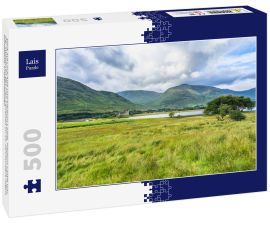 Lais Puzzle - Blick auf Loch Awe und Kilchurn Castle. Kilchurn Castle war der Stützpunkt des Clan Campbell im 15. Jahrhundert, Argyll, Schottland, Großbritannien - 500 Teile