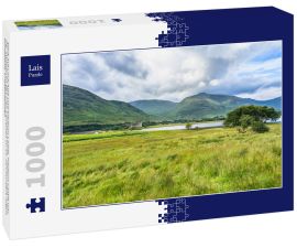 Lais Puzzle - Blick auf Loch Awe und Kilchurn Castle. Kilchurn Castle war der Stützpunkt des Clan Campbell im 15. Jahrhundert, Argyll, Schottland, Großbritannien - 1.000 Teile