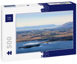 Lais Puzzle - Blick nach Westen von den Lomond Hills auf Kinross, Loch Leven und die entfernten Ochil Hills, Fife, Schottland - 500 Teile