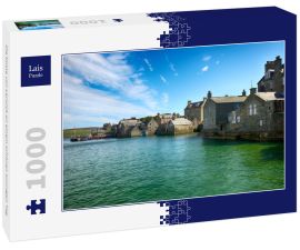 Lais Puzzle - Die Küste von Lerwick an einem schönen sonnigen Tag - 1.000 Teile
