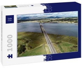 Lais Puzzle - Luftaufnahme des Verkehrs auf der Clackmannanshire-Brücke über den Fluss Forth - 1.000 Teile