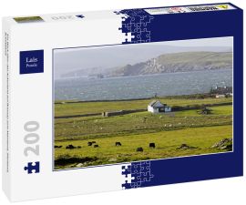 Lais Puzzle - Ein Blick über das Ackerland auf Bressay zum Mainland, Shetland, Schottland - 200 Teile