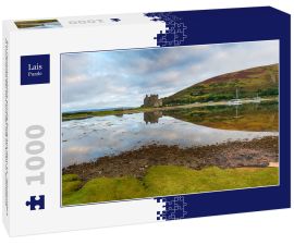 Lais Puzzle - Ein Panoramablick auf die Burg aus dem 13. Jahrhundert in Lochranza bei Flut auf der Isle of Arran in Schottland - 1.000 Teile