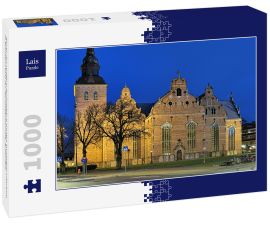Lais Puzzle - Kirche der Heiligen Dreifaltigkeit (Heliga Trefaldighetskyrkan) in Kristianstad in der Abenddämmerung, Schweden - 1.000 Teile