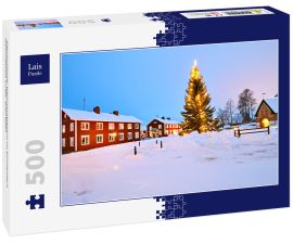 Lais Puzzle - Geschmückter Weihnachtsbaum im Kirchendorf Gammelstad, Lulea; Schweden - 500 Teile