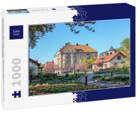 Lais Puzzle - Frühling im ikonischen Park Tradgardsforeningen. Dies ist ein historischer Park in Linkoping, der berühmten Universitätsstadt in Schweden - 1.000 Teile