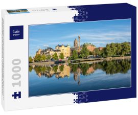 Lais Puzzle - Die Uferpromenade von Norrköping und der Fluss Motala an einem ruhigen Sonntagabend im frühen September. Norrköping ist eine historische Industriestadt in Schweden - 1.000 Teile