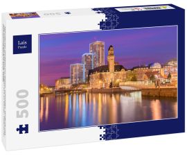 Lais Puzzle - Abendliches Stadtbild von Malmö, Schweden. Moderne und alte historische Gebäude spiegeln sich im Wasser. Malerischer Sonnenuntergang in einer Stadt - 500 Teile