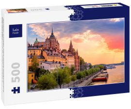 Lais Puzzle - Stockholm, Schweden. Scenic Sommer Sonnenuntergang Blick mit bunten Himmel der Altstadt Architektur in Sodermalm Bezirk - 500 Teile