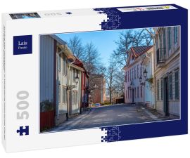 Lais Puzzle - Schöne alte Holzhäuser in Wadkoping historisches Viertel von Orebro, Schweden - 500 Teile
