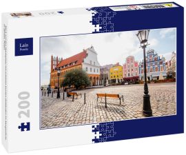 Lais Puzzle - Blick auf den Marktplatz mit schönen bunten Gebäuden im Morgenlicht in Stettin, Polen - 200 Teile