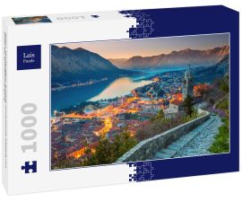 Lais Puzzle - Kotor, Montenegro. Schöne romantische Altstadt von Kotor bei Sonnenuntergang - 1.000 Teile