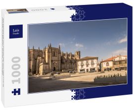 Lais Puzzle - Die Kathedrale von Guarda (Sé) vom Platz Luís de Camões aus gesehen. Guarda, in Portugal - 1.000 Teile