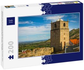 Lais Puzzle - Schöner alter Kirchturm in den Bergen von Gardunha, Portugal. Altes historisches Dorf von Castelo Novo - Fundao - Portugal - 200 Teile